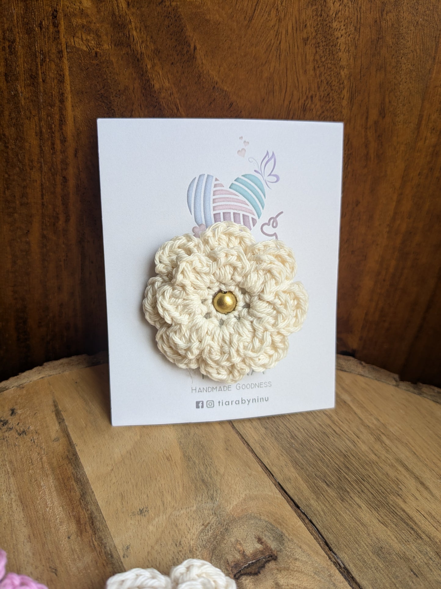 Butter- crochet flower hairclip