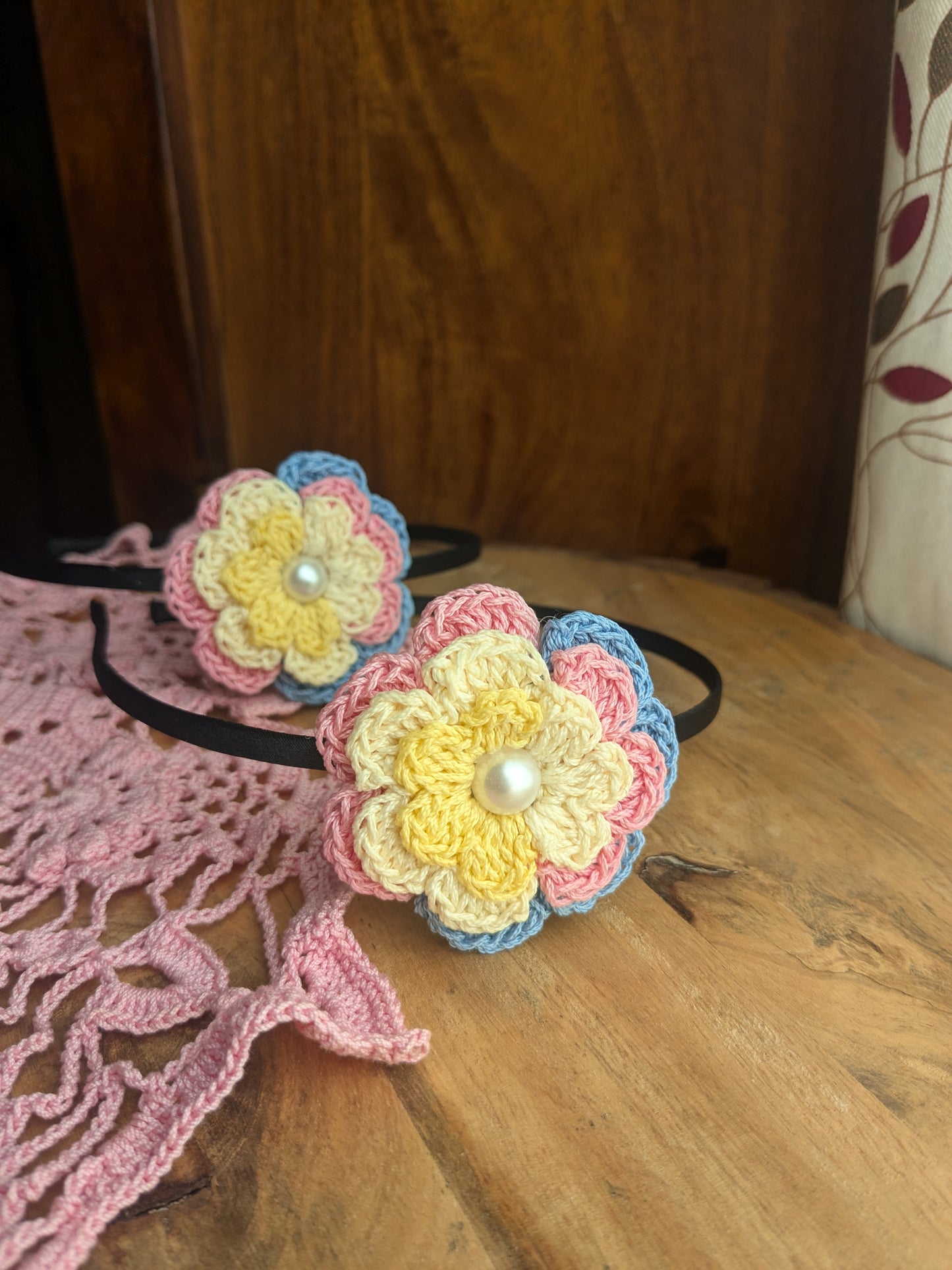 CandyBar - Multicolour Crochet Flower Hairband