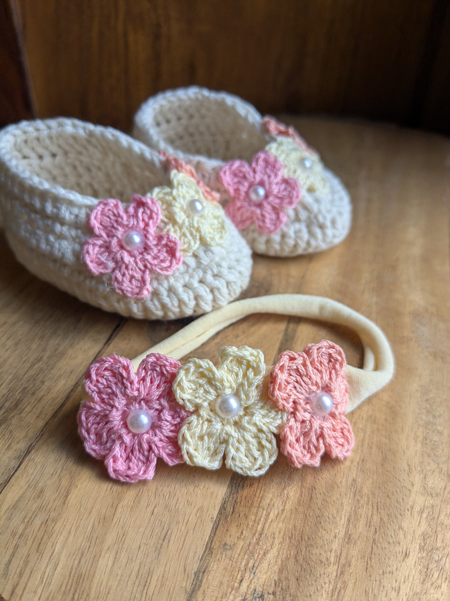 Crochet Baby Booties and Headband set - off - white and pastel flowers.
