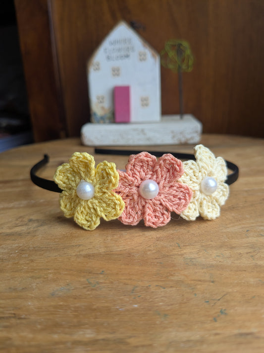 Marshmallows - crochet flowers hairband