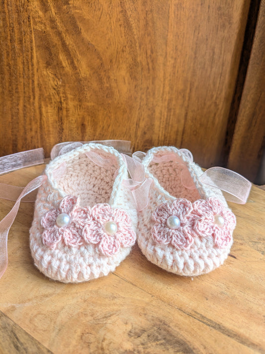 Baby Pink Baby booties with pink crochet flowers
