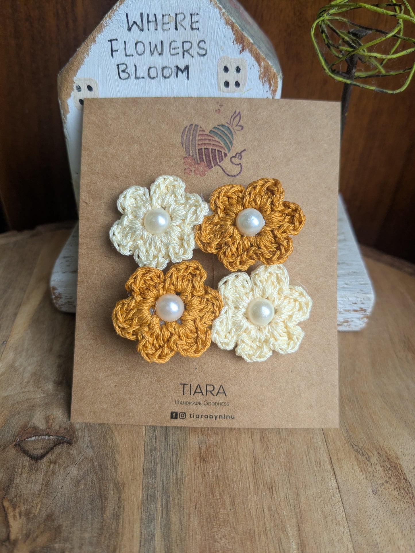 Golden Mustard - set of 2 crochet hairclips