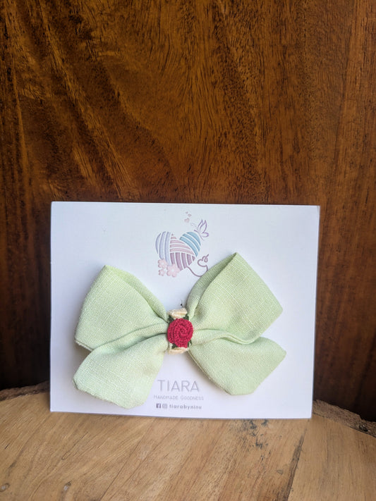 Mint roses clip