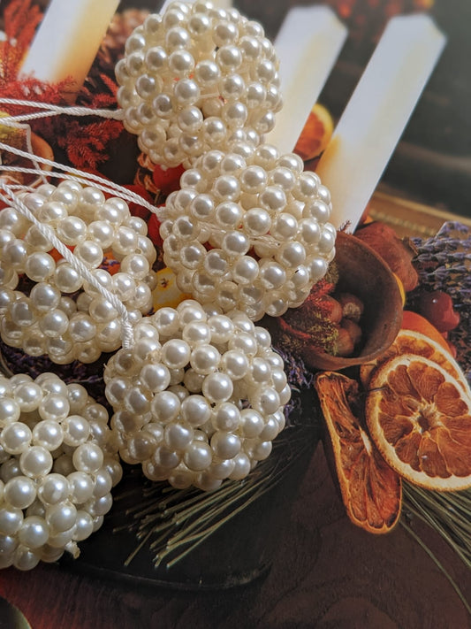 Pearl Bauble -set of 3